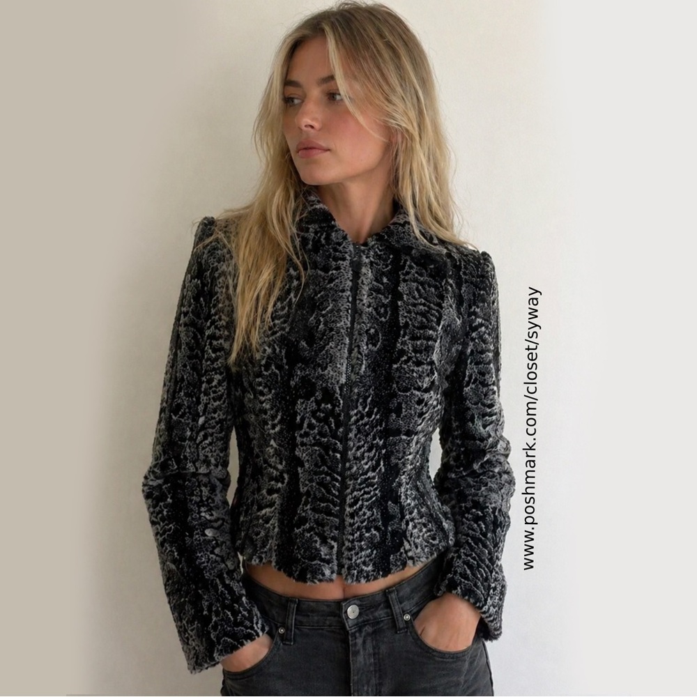 Cache Vintage Cropped Black & Gray Textured Faux-Fur Zip Jacket